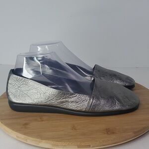 Aerosoles Women's Faux Leather Metallic Silver Slip on Flats Size 9